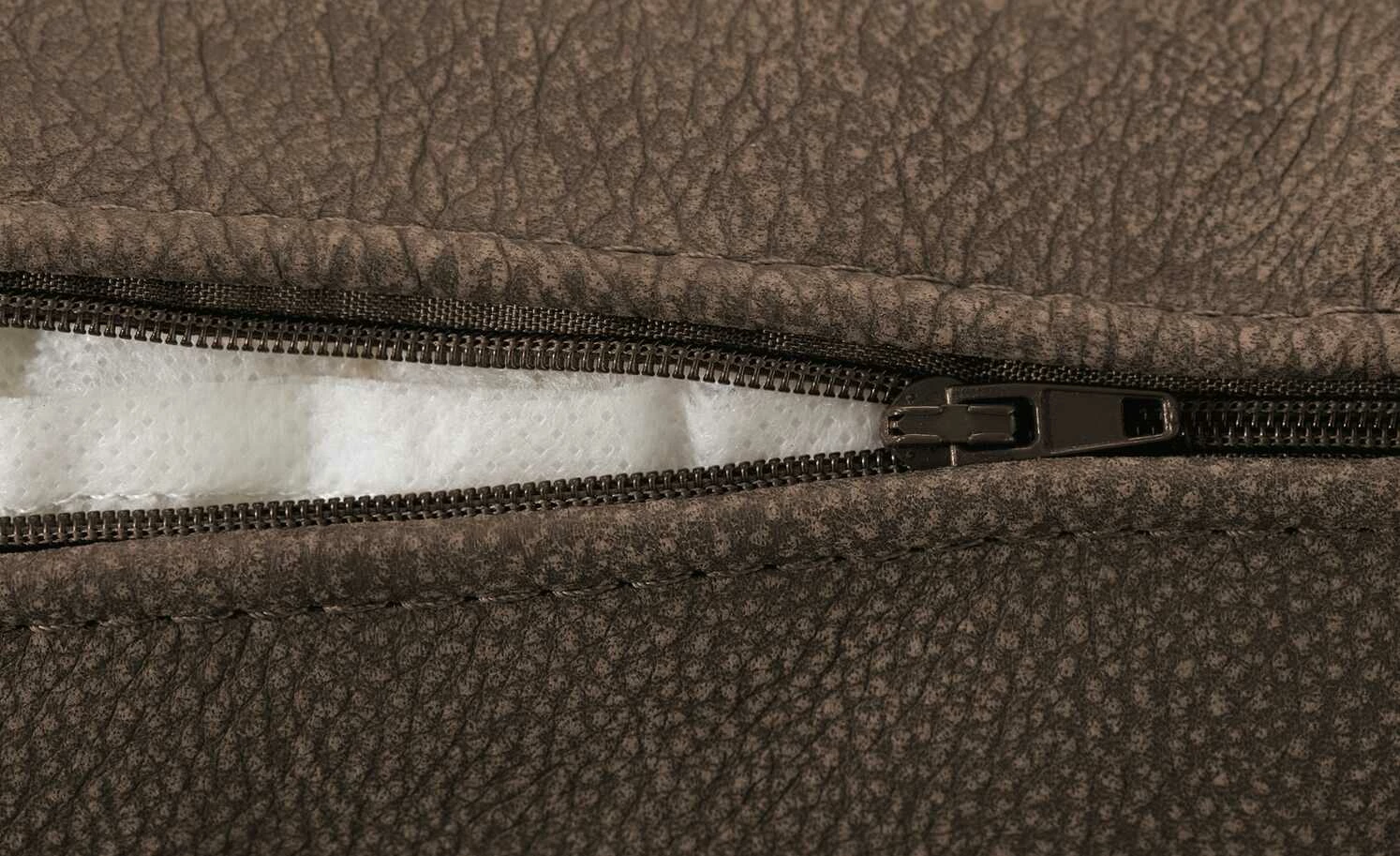 Gray & Jones Nierenkissen Baltic Breeze One | Brandy (Hellbraun) 84|cm 6 Gray & Jones Nierenkissen Baltic Breeze One | Brandy (Hellbraun) 84|cm – Bild 4