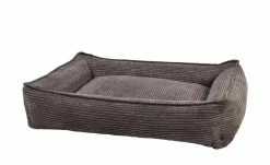 Designed by Lotte Hundebett Ribbed | Braun L